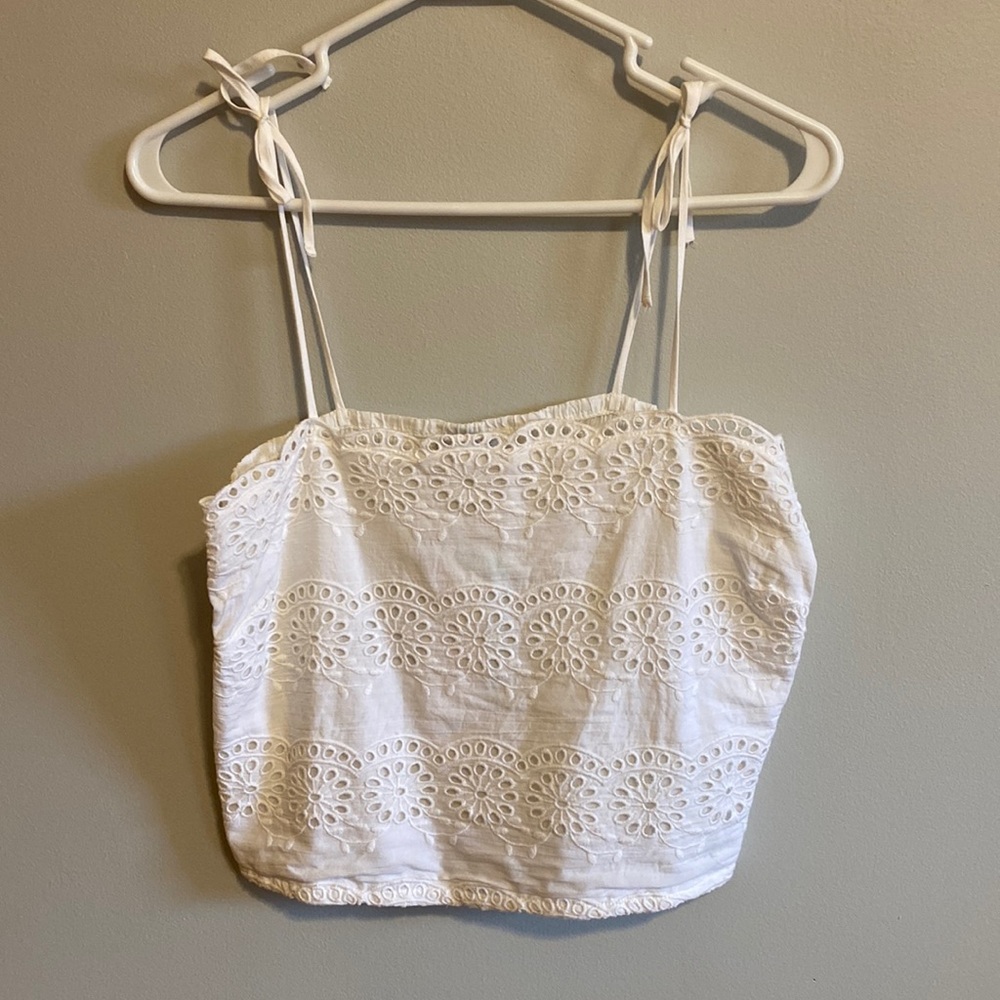 Olivio Scallop Detail Top